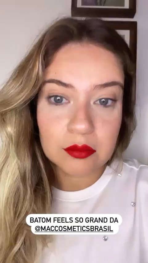 O batom vermelho mais perfeito que existe. Não transfere, é confortável e dura o dia todo 👄

#LTKbrasil #LTKVideo #LTKbeauty