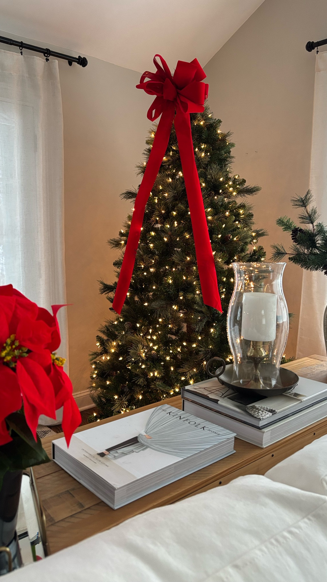 Timeless Modern Christmas Decor is always in style!

When do you take down your Christmas decorations??

I love them so much that I leave them up until I start getting looks from neighbors 😂  (… like until Feb if I can get away with it!! 😉)

.
.

Red Bows | Red Poinsettias | Winter Green Pine | Warm White Lights | Christmas Trees | Classic Christmas Decor | Traditional Christmas Plaid | Pottery Barn Inspired Christmas Decor

#LTKHome #LTKSeasonal #LTKHoliday