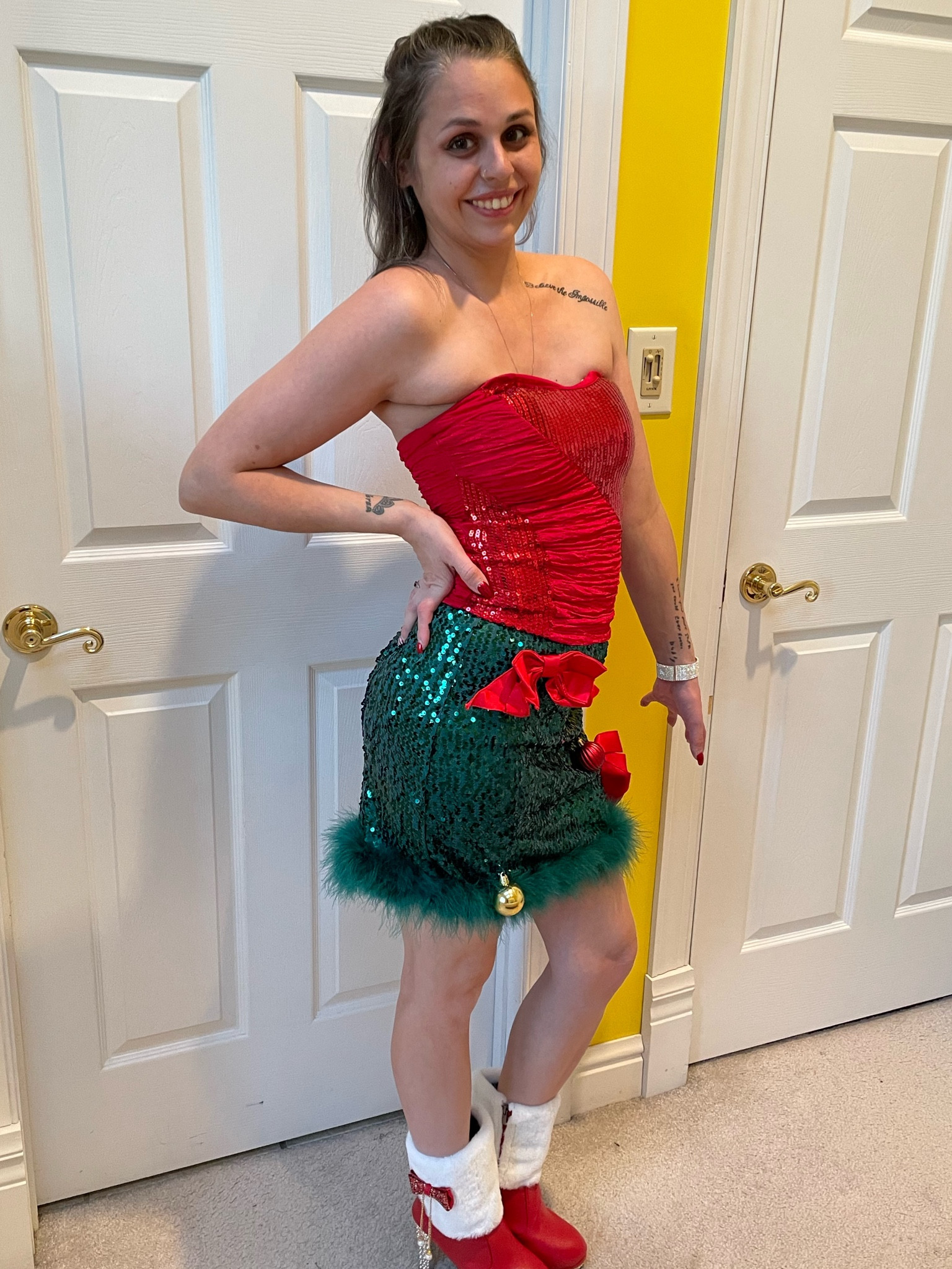 Not gunna lie, this skirt is without a doubt one of my favorites and I’m so happy I got it!!

#forever21 #christmas 

#LTKHoliday #LTKfindsunder50 #LTKSeasonal