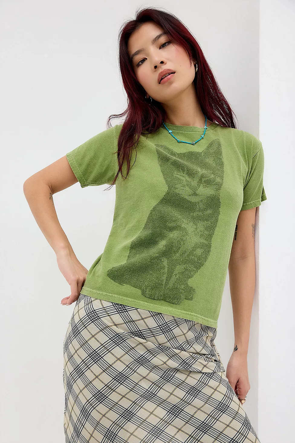 UO Pixel Winking Cat Relaxed T-Shirt | Urban Outfitters UK