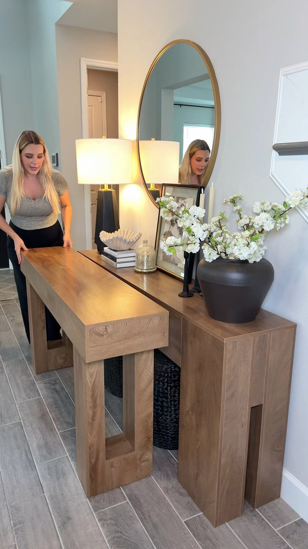 Obsessed with this new affordable entryway table!! 

#entrywaytable #entryway #entrywaymakeover #entrywayinspo

#LTKHome
