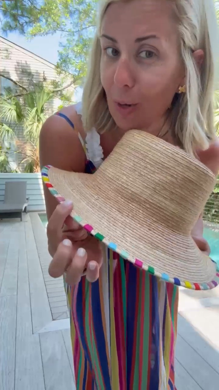 I have to talk about this fabulous coverup. Colors are fabulous and perfect to throw on and go! love my hat & bangles too! My swim is so good and fabulous tummy control! 4 suite, XS coverup

#LTKSwim