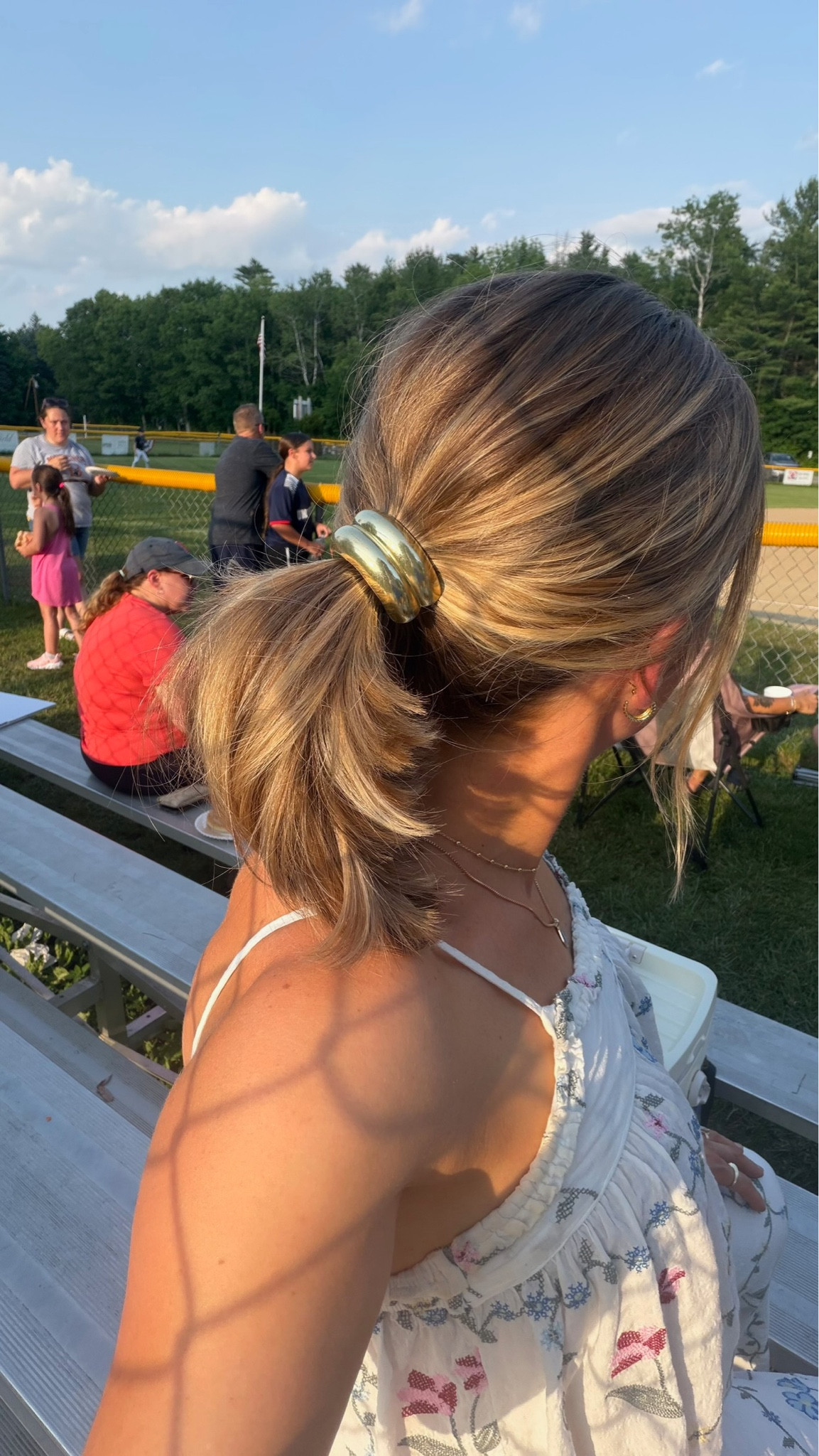 Easiest way to elevate your style is buying hair ties with a little bling! ✨

#hairtie #hairinspo #momlife #activemom #ponytail

#LTKBeauty #LTKselfcare #LTKmomlife