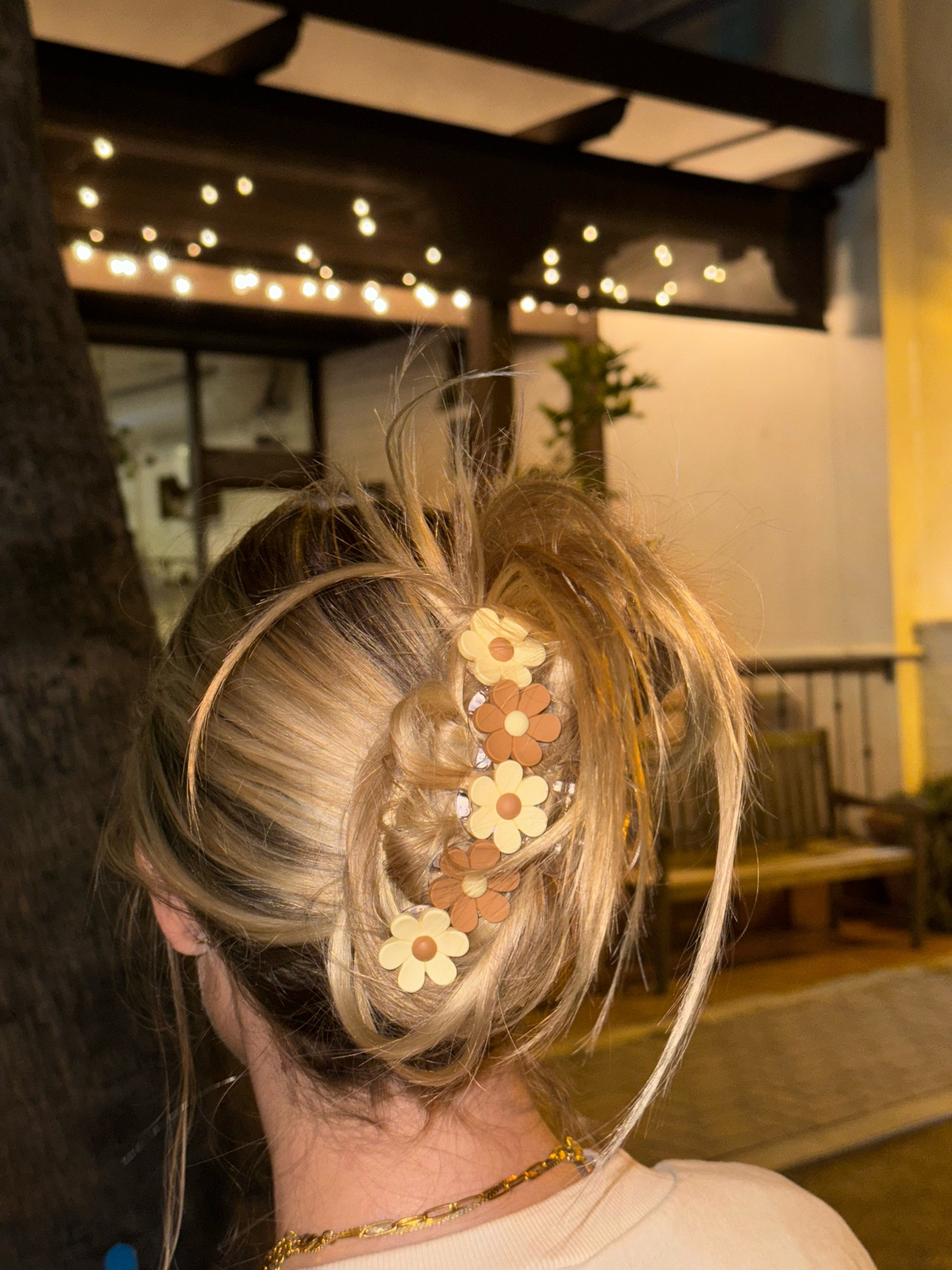 HAIR CLIPS AND BOWS AND APPLE WATCH BANDS! 

#LTKworkwear #LTKfamily #LTKbeauty