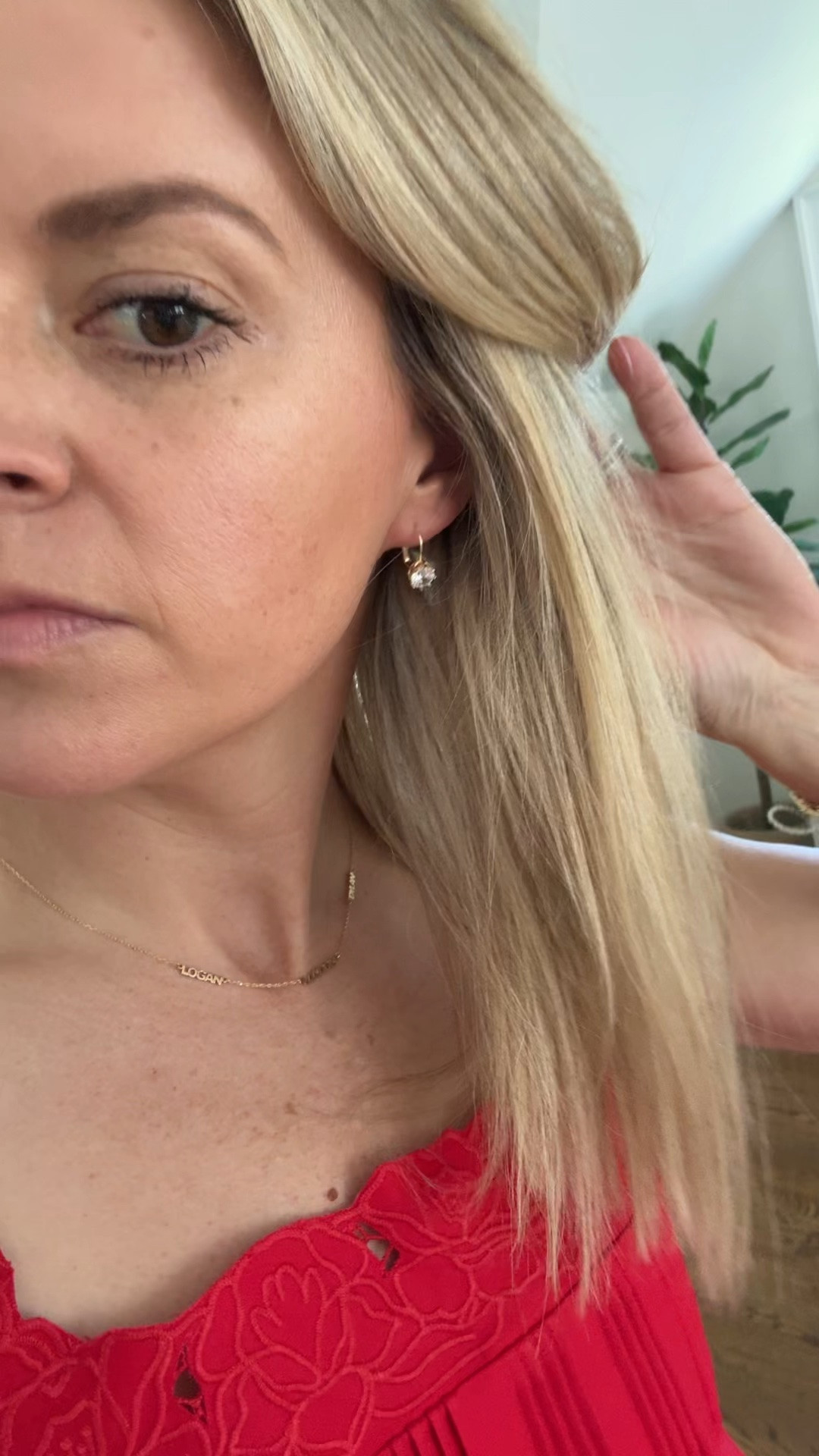Simple, yet elevated, everyday earrings - these have quickly become my go-to. Use code TAKE20 for 20% off 

@electricpicks #ad