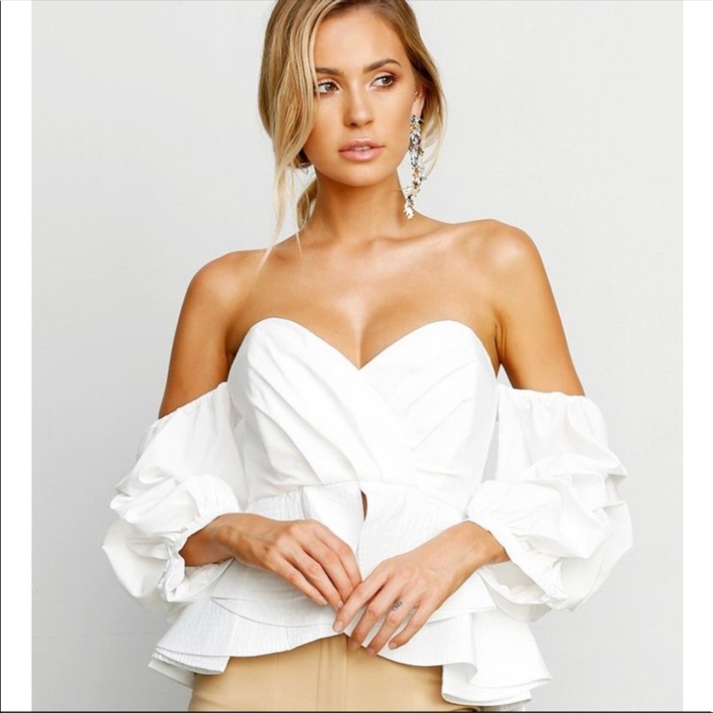 Stylekeepers Luxe Top white Reveal and conceal ruffled top white | Poshmark