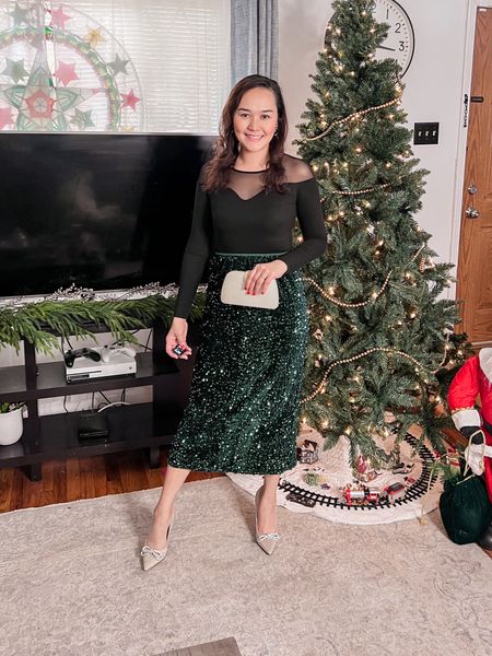 Holiday outfit, Holiday party outfit 

#LTKfindsunder50 #LTKstyletip #LTKHoliday