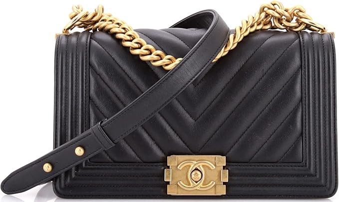Amazon.com: Chanel, Pre-Loved Boy Flap Bag Chevron Lambskin Old Medium, Black : Amazon Luxury | Amazon (US)