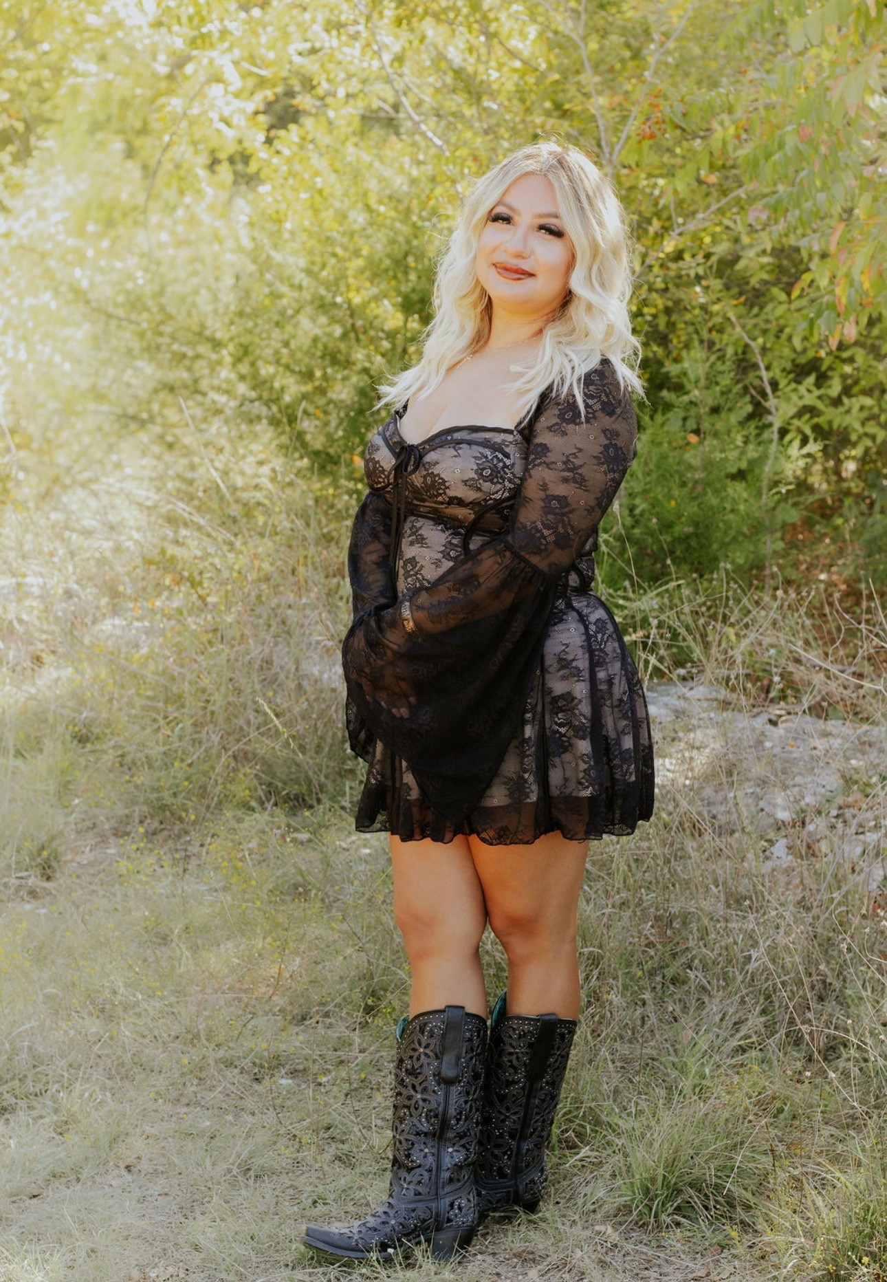 All Black fall photoshoot 

#LTKFindsUnder100 #LTKPetite #LTKSeasonal
