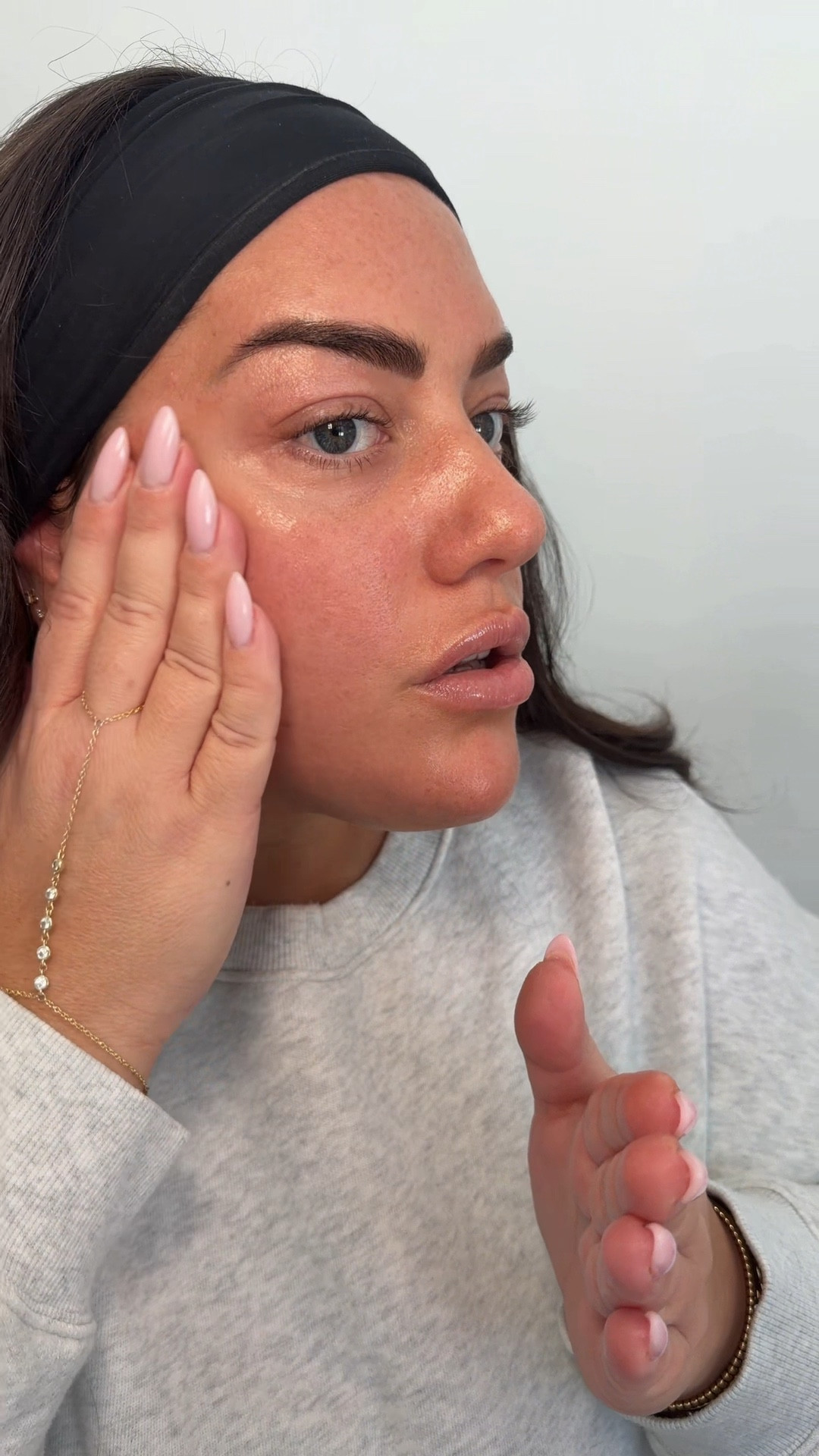 The Alpyn Beauty
Super Sculpt Serum has firming peptides and mountain plant extracts to lift smooth and sculpt so no more #TechNeck for me. It's vegan, cruelty-free and fragrance free. I also love that every purchase
supports Grand Teton National Park restoration so while we are preserving our skin, we are also preserving nature

#alpynbeauty #cleanbeauty #skincare 

#LTKselfcare #LTKBeauty