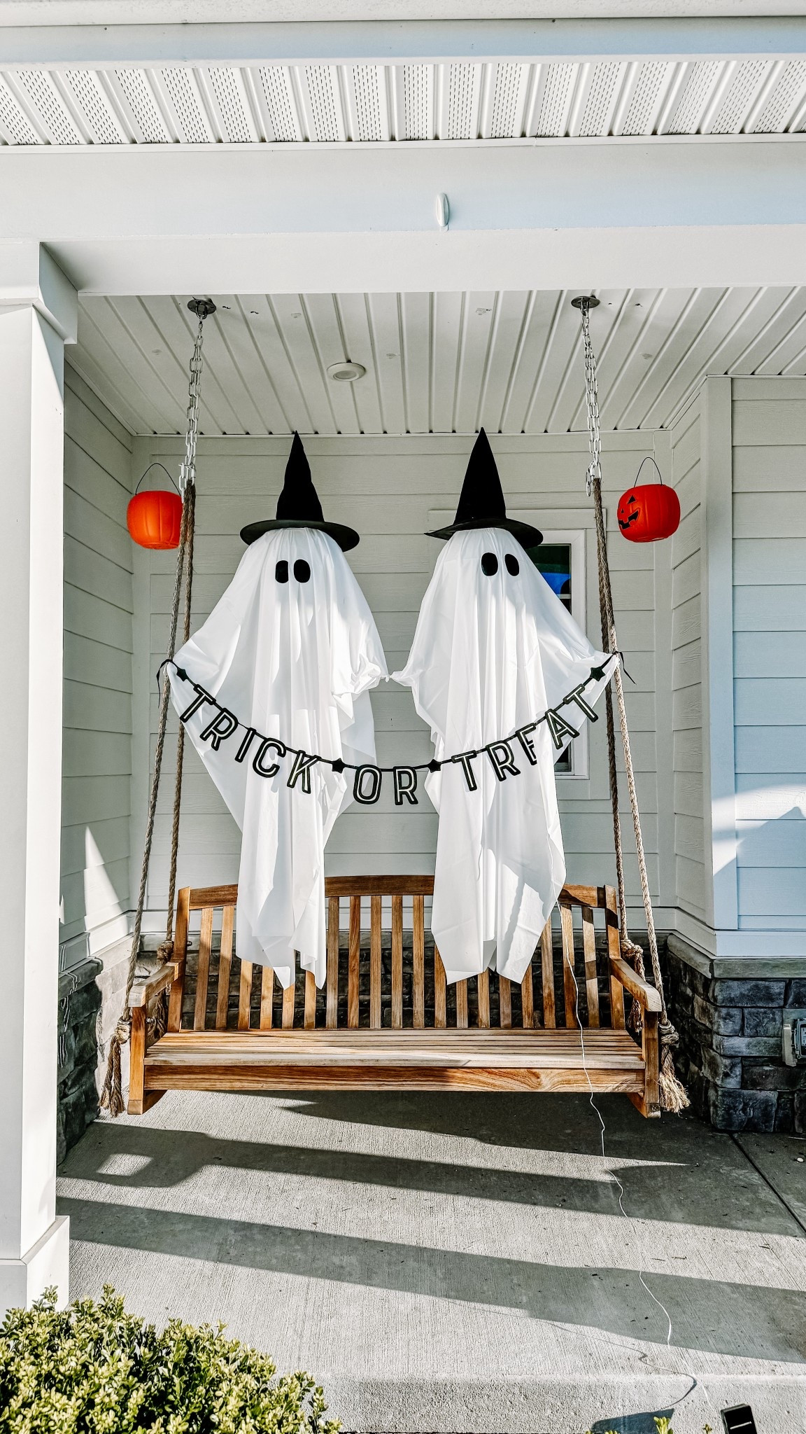 DIY swinging ghosts  

#LTKHome #LTKFamily #LTKHalloween