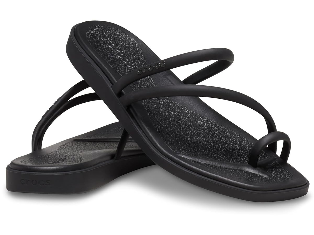 Crocs Women's Miami Toe Loop Sandal Flat | Amazon (US)