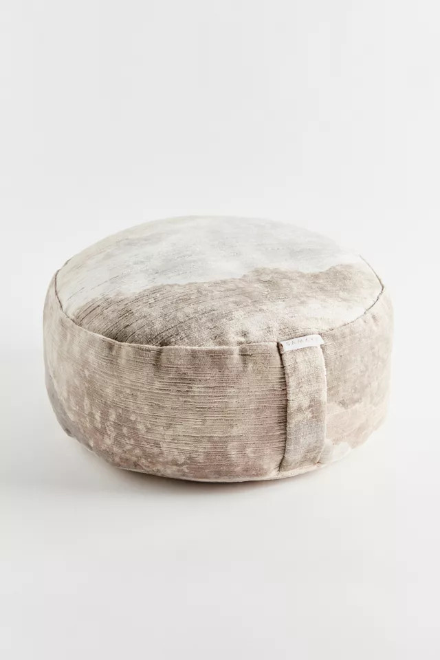 SAMAYA Luna Round Meditation Cushion | Urban Outfitters (US and RoW)