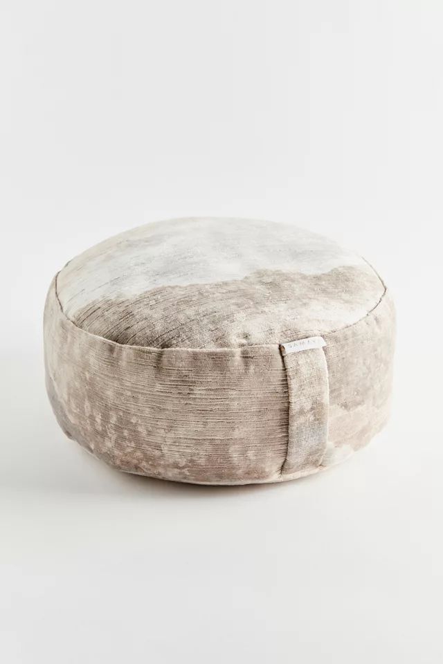 SAMAYA Luna Round Meditation Cushion | Urban Outfitters (US and RoW)