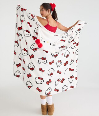 Hello Kitty | Aero Hooded Blanket | Aeropostale