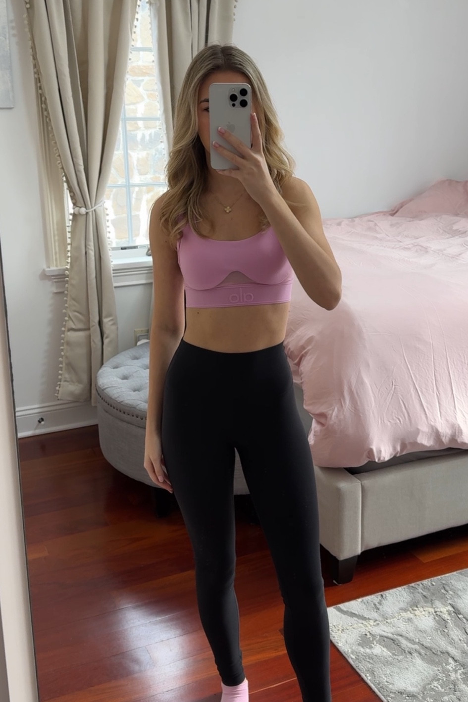 Alo yoga’s candy heart pink workout outfit 💗

#LTKootd #LTKActive #LTKValentine