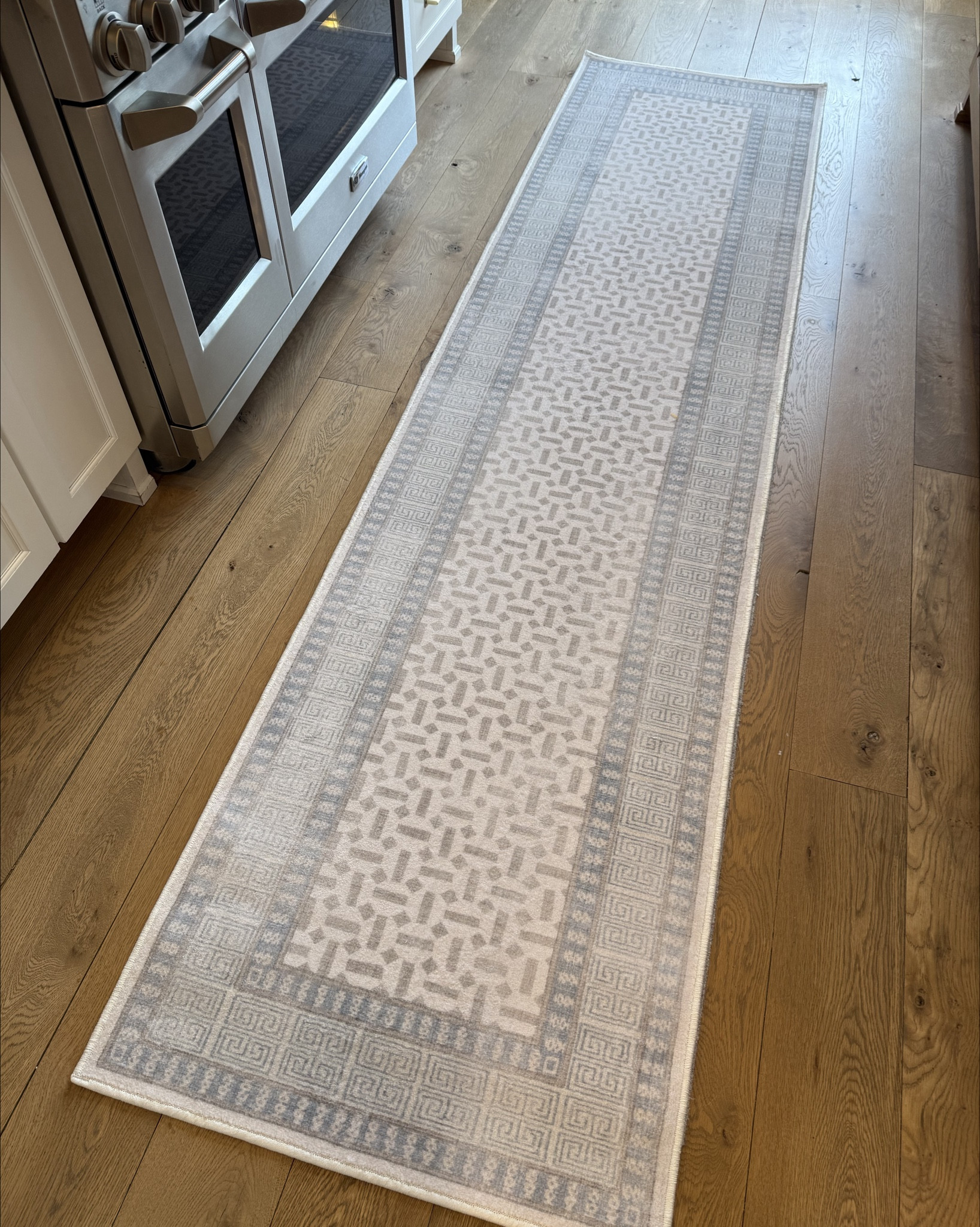 You all are loving this rug from Ruggable!! I will never put anything else in my kitchen! It’s washable and so easy to clean! 

#LTKmomlife #LTKHome #LTKfoodie