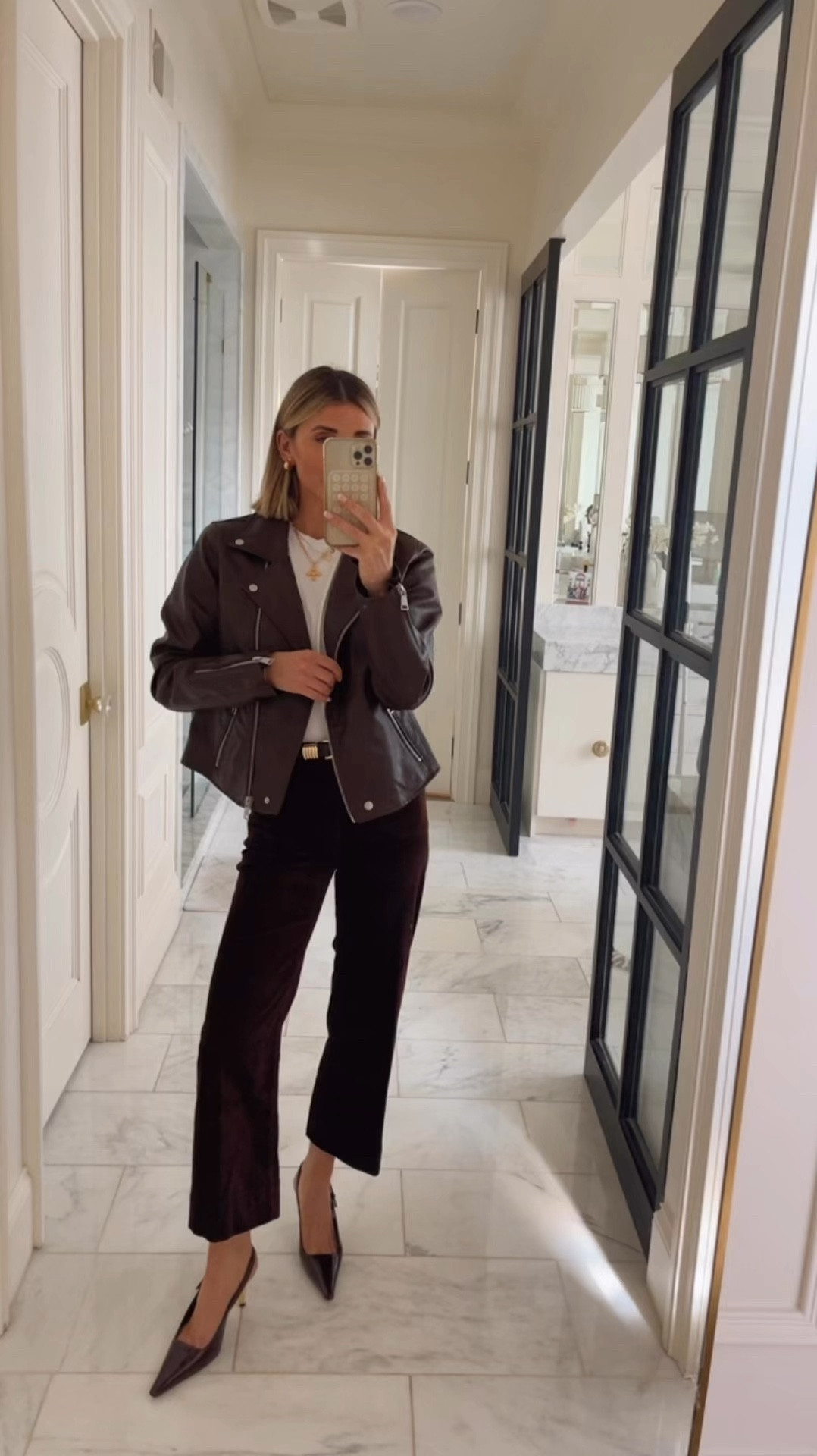 Latest outfits I've worn from @anthropologie
I'm wearing size small in my jacket, sweater and tops. My bottoms fit tts  #anthropartner #ad