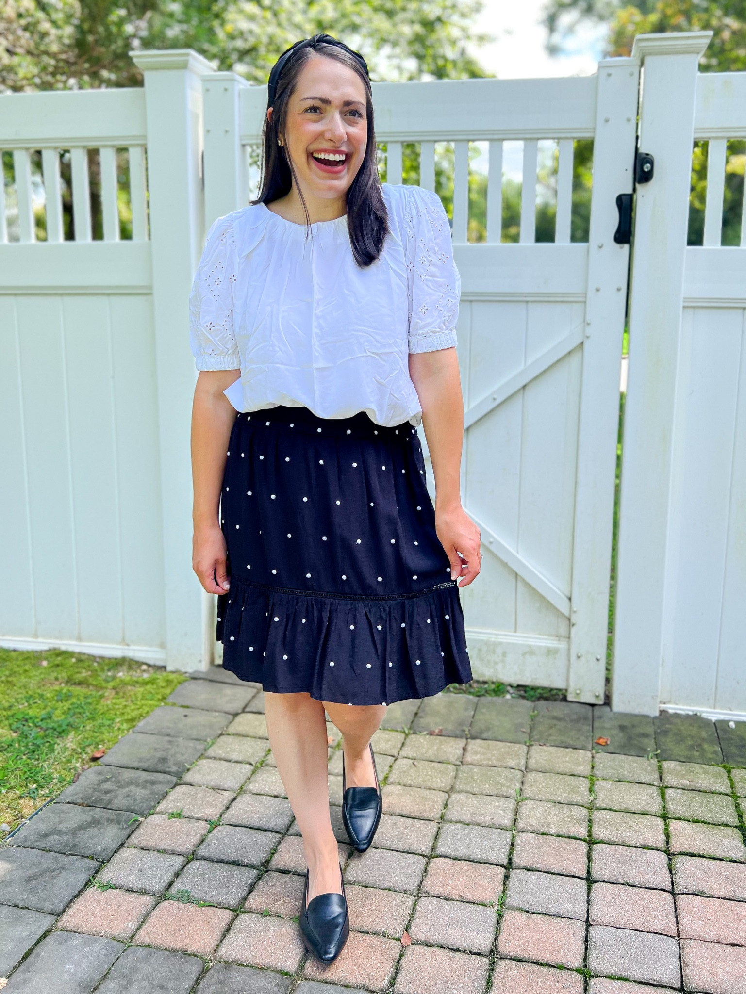 Teacher outfit idea
Top: small
Skirt: small
Flats: tts

#LTKBacktoSchool #LTKworkwear #LTKstyletip