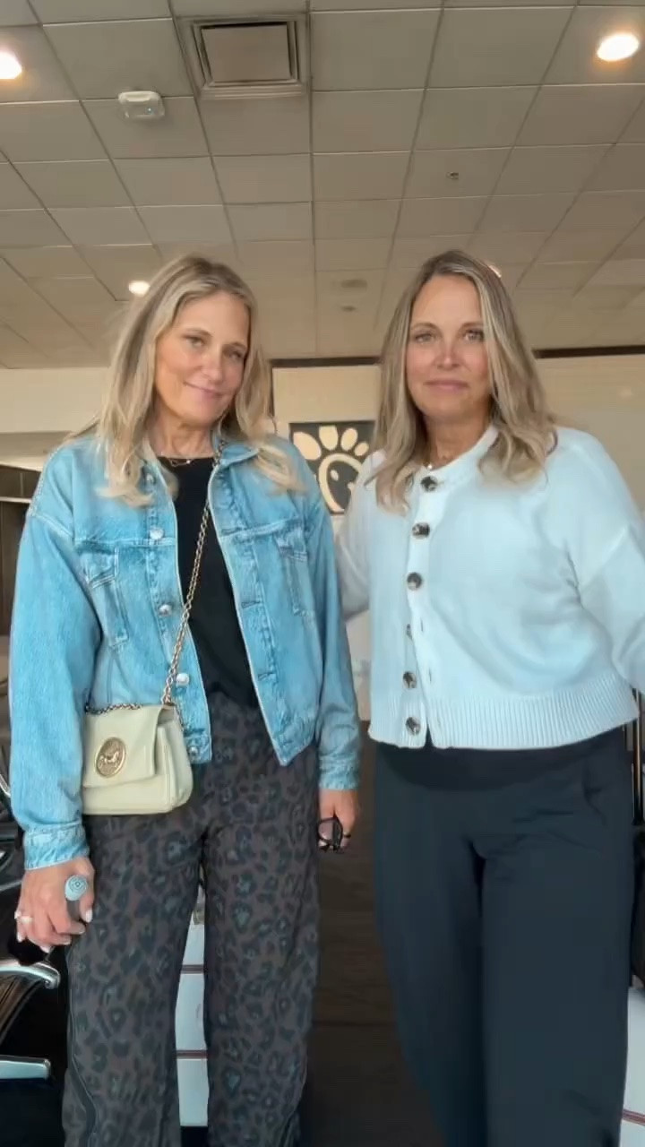 3 a.m. outfit to the rescue! ✈️ These pants are so comfortable, you’ll never want to take them off. Perfect for early travel days, long flights, or lounging at home when comfort is the priority but you still want to feel put together. Trust us—once you try them, you’ll understand the obsession!

#LTKGRWM #LTKDayInMyLife #LTKOOTD
