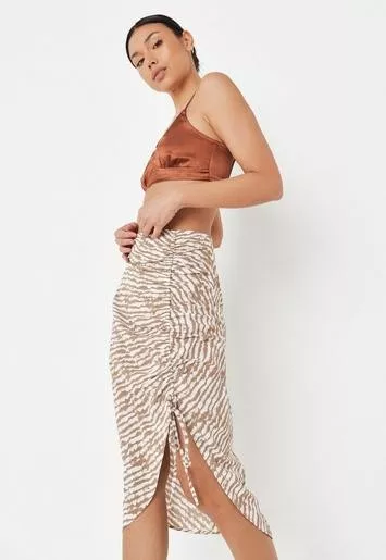 Leopard print hotsell midi skirt missguided