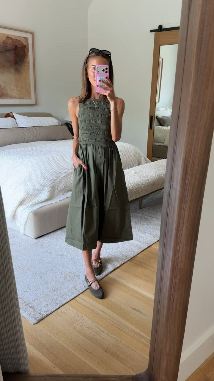 Just something so classic and timeless about this green dress! 🤍 makes me so happy! And the flats are some of my faves but now in SO many new colors!😍 both 20% off with code LTK20

#LTKxMadewell