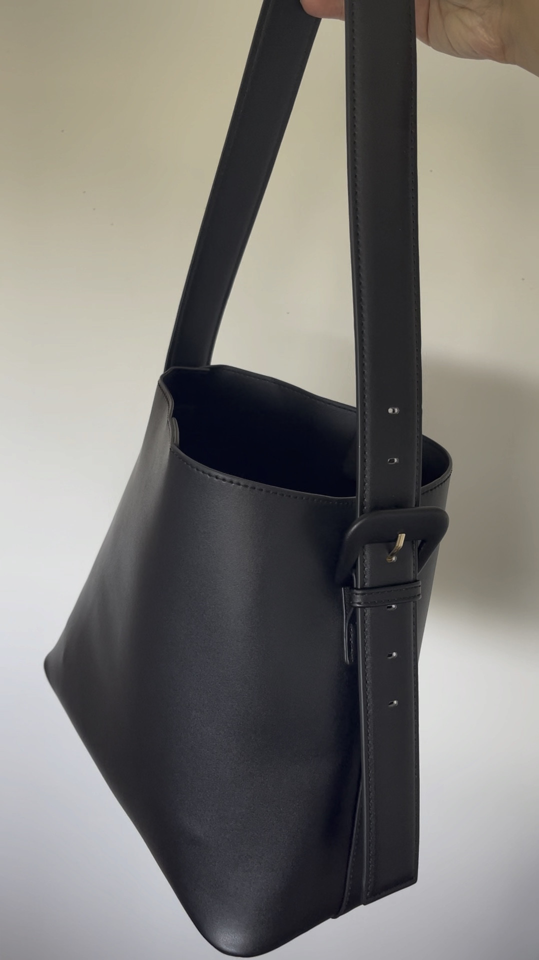 Amazon finds, fall bag, black bag 

#LTKStyleTip #LTKItBag