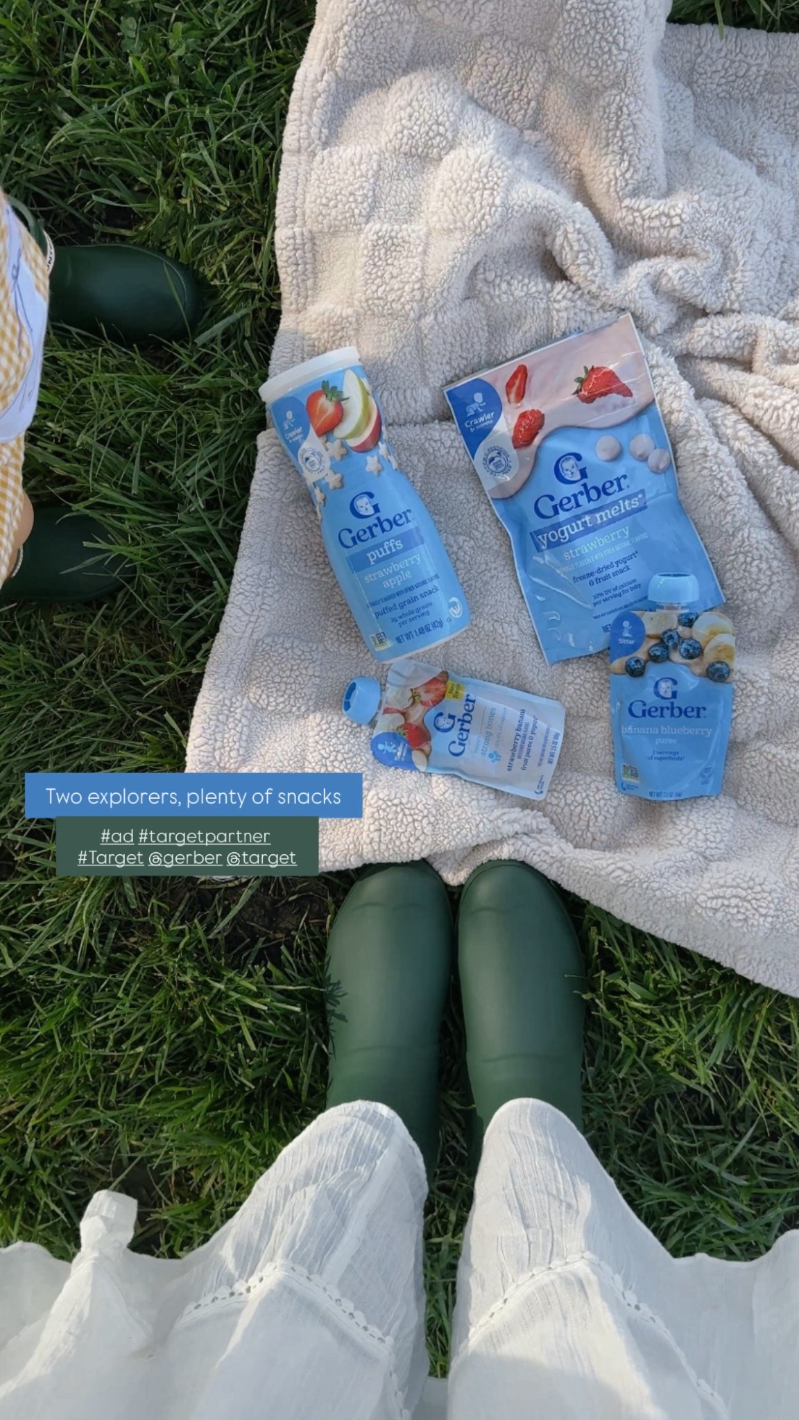Sienna’s current favorite @gerber snacks 🍓🍎 #ad #TargetPartner #Target @gerber @target 