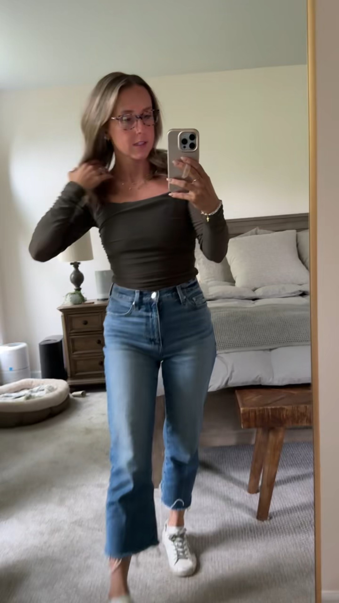 This has become one of my fav shirts! It’s so cute and easy to dress up or down 🔥 I ordered my usual size!

Bodysuit | Amazon Fashion | Casual Outfit 

Come Stay Awhile, Amanda Vernaci

#LTKFindsUnder50 #LTKPetite