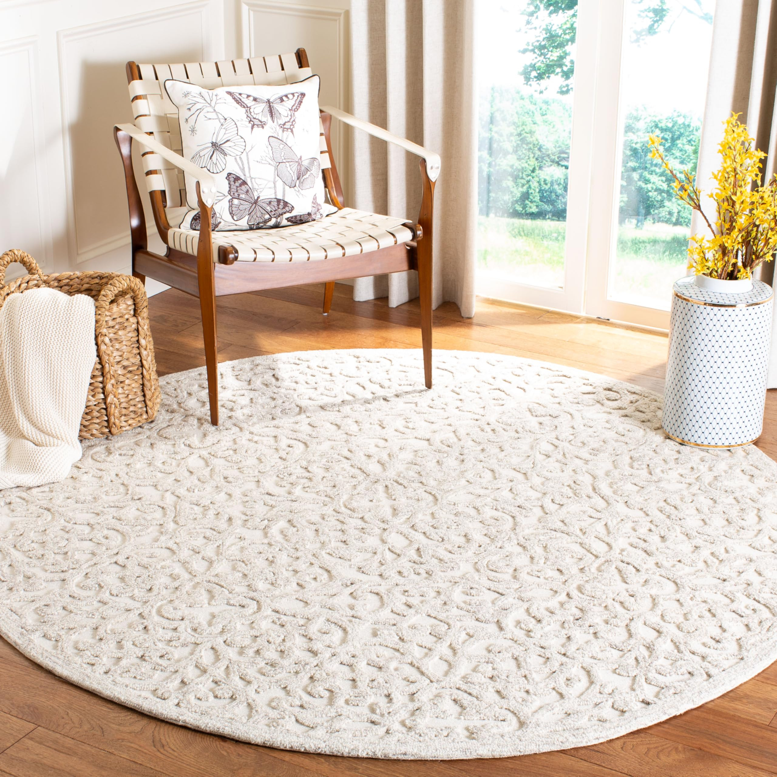 SAFAVIEH Trace Collection 6' Round Camel / Ivory TRC103E Handmade Premium Wool Area Rug | Amazon (US)