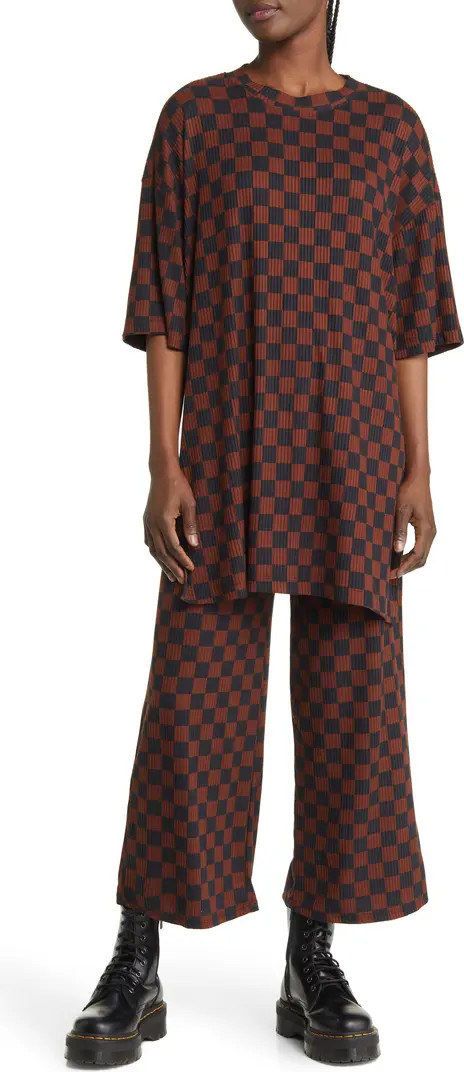 Lex Ribbed Oversize T-Shirt & High Waist Crop Pants Set | Nordstrom