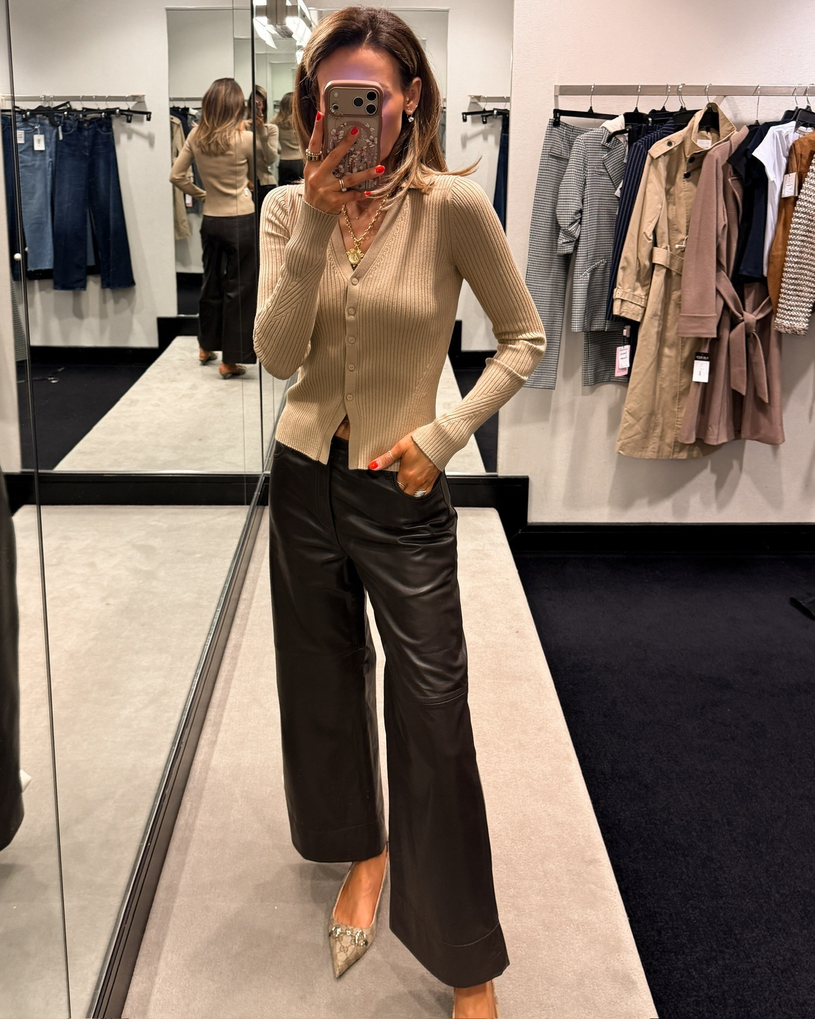 Love this fitted cardi with a little collar moment, makes it super easy to dress up. #nsale

#LTKSaleAlert #LTKootd #LTKSeasonal