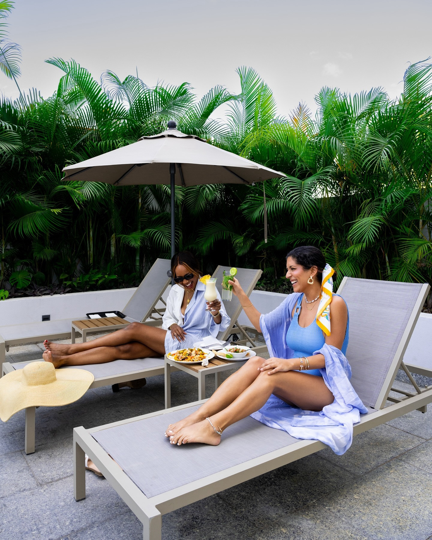 12 days til my bestie @mystylemuse and I reunite, in ATHENS for our mommy bestie vacation!
Hope y’all are ready for all of our adventures while we visit Croatia and Greece✈️😌🇬🇷
.
.
.
Don’t forget to follow me on the free @shop.ltk app- just search for LIVINMIVIDAALE and check out all of my travel collections to see all my trip outfits, travel must haves and more linked for you guys!🌊✨
Shop link in my bio👆🏽
.
.
#LTKcreator #travelcreator #travelinfluencer #dallasinfluencer #dallasvlogger