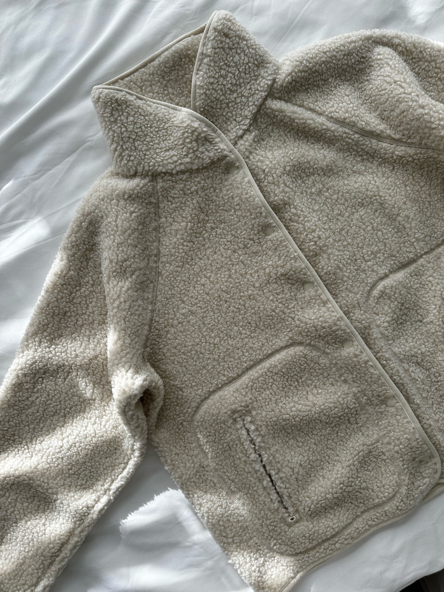 Cozy oversized Sherpa 

#LTKGiftGuide #LTKSeasonal #LTKHoliday
