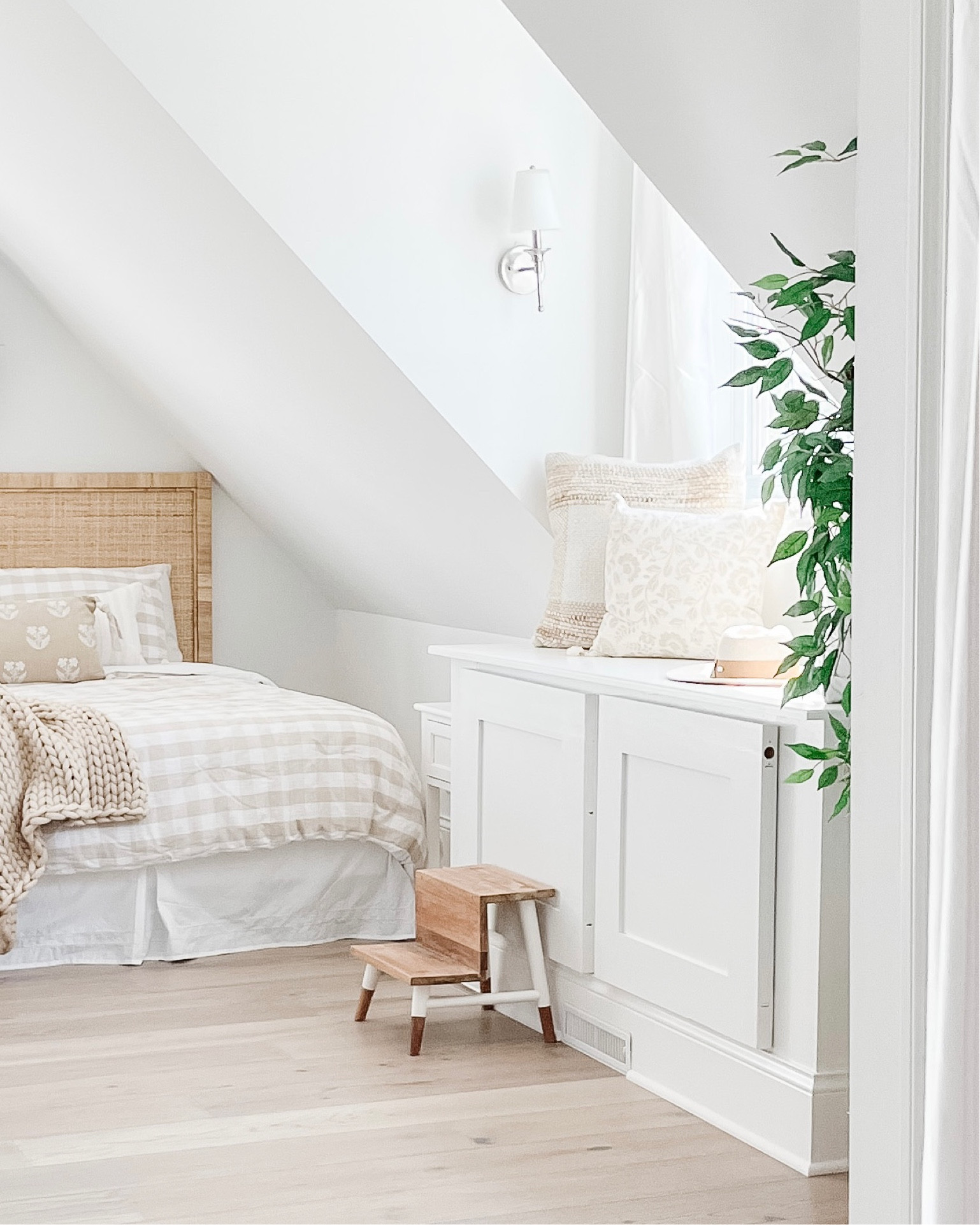 Guest Bedroom Suite | Neutral Bedroom Decor | Coastal Style Headboard

#LTKhome