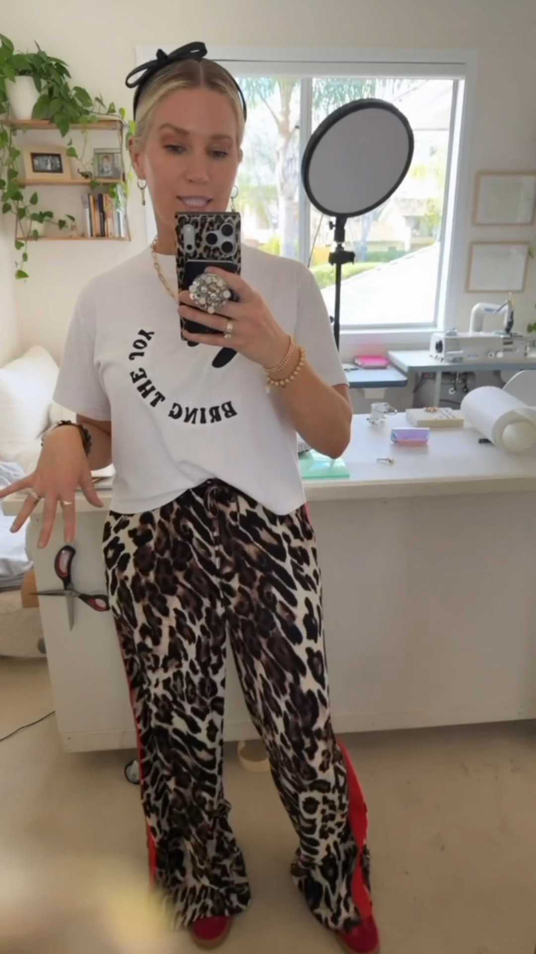 OOTD✨🫶🏼

#LTKSeasonal #LTKGiftGuide #LTKShoeCrush