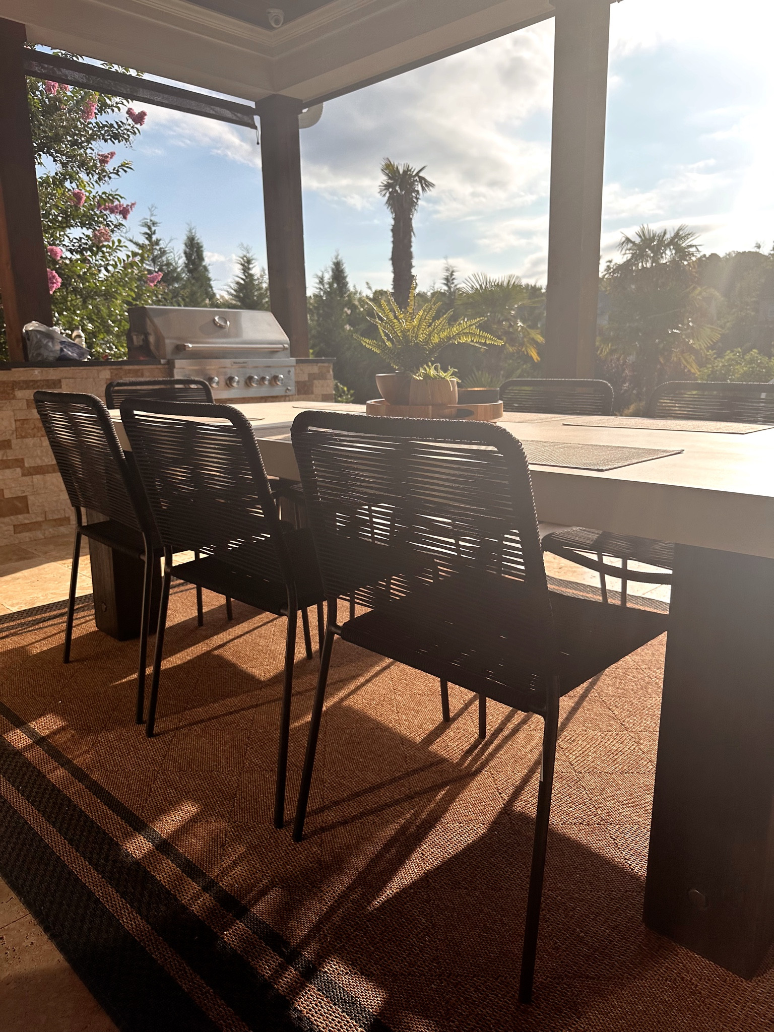 Obsessed with these inexpensive outdoor table chairs. They don’t have our black and white color option in the table anymore but linked the same table in the natural color. 