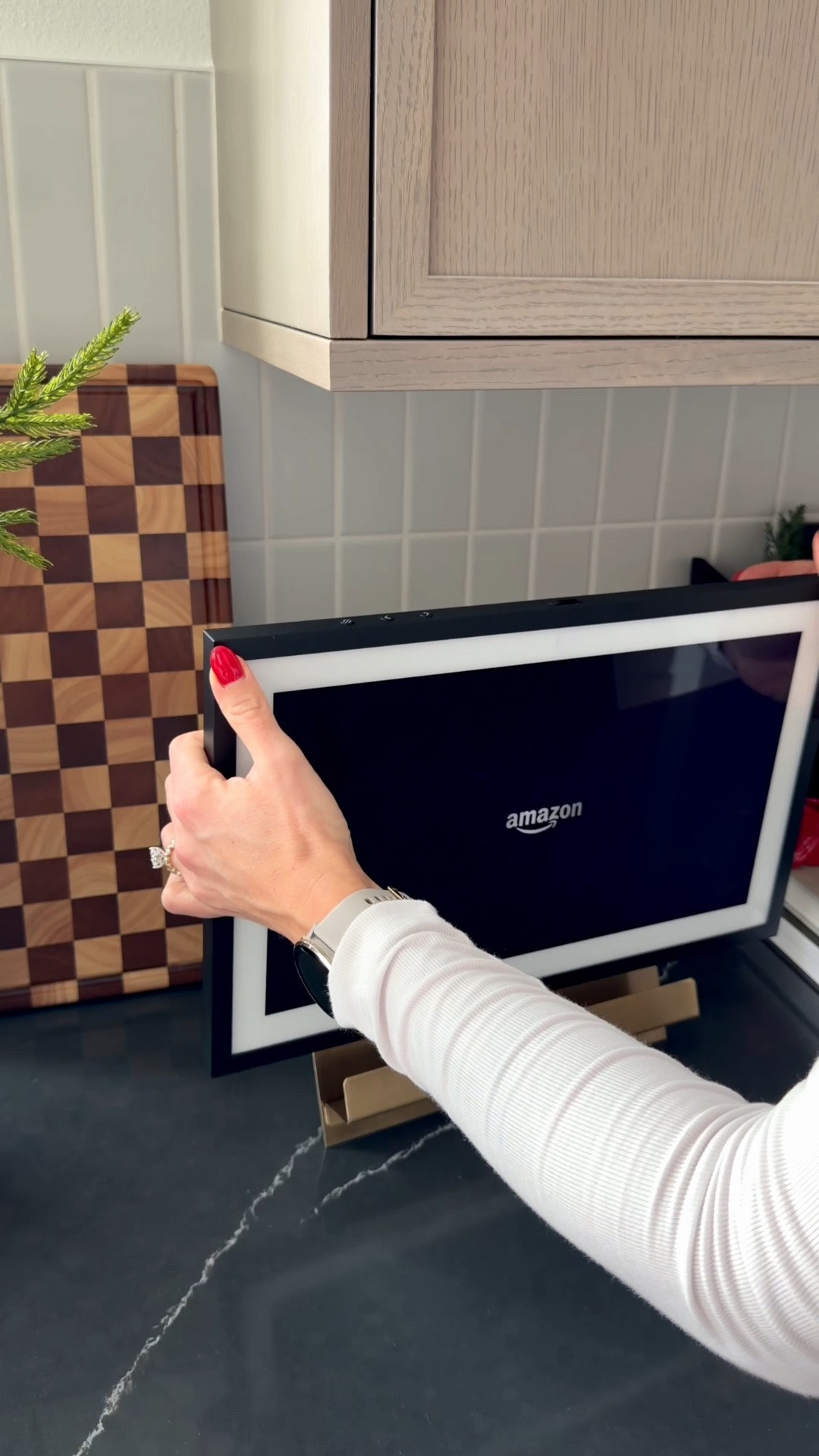 👏 The one thing that has kept me organized in 2026! 🙌 You can play movies, music, to-do lists, chore lists, look up recipes and so much more. Did I mention it’s on SALE?! I also shared the stand we have. 😊

#amazonhome #amazonsale #organization

#LTKHome #LTKSaleAlert