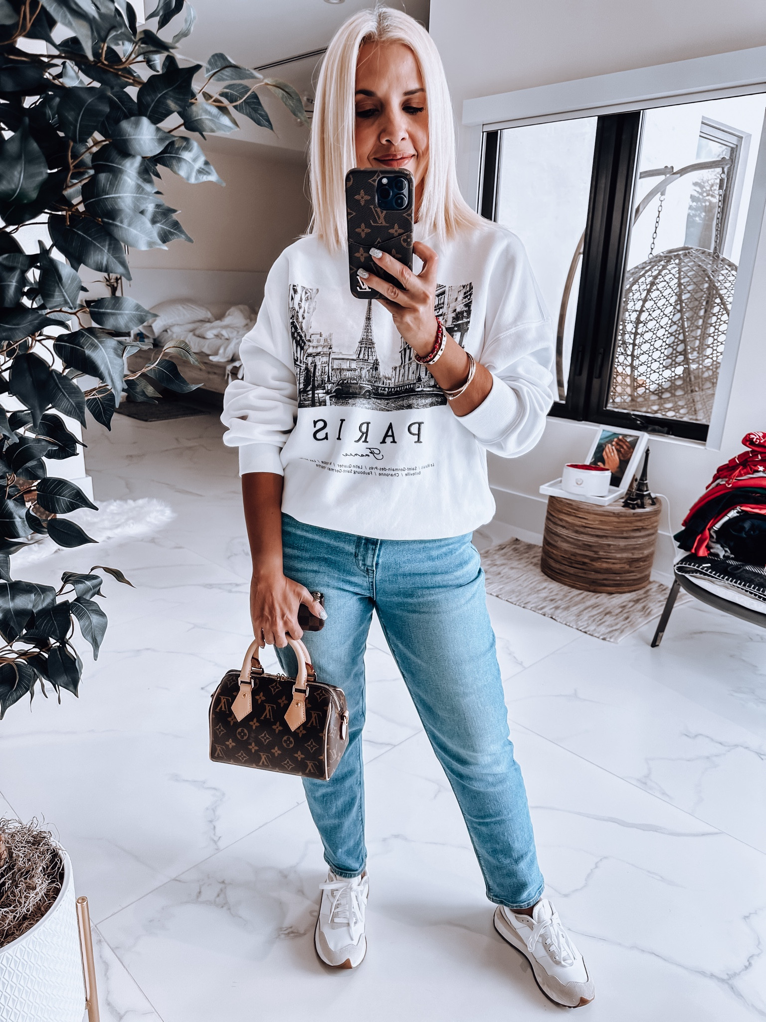 Abercrombie sweatshirt, Abercrombie denim, golden goose sneakers, Louis Vuitton speedy 20 

#LTKstyletip