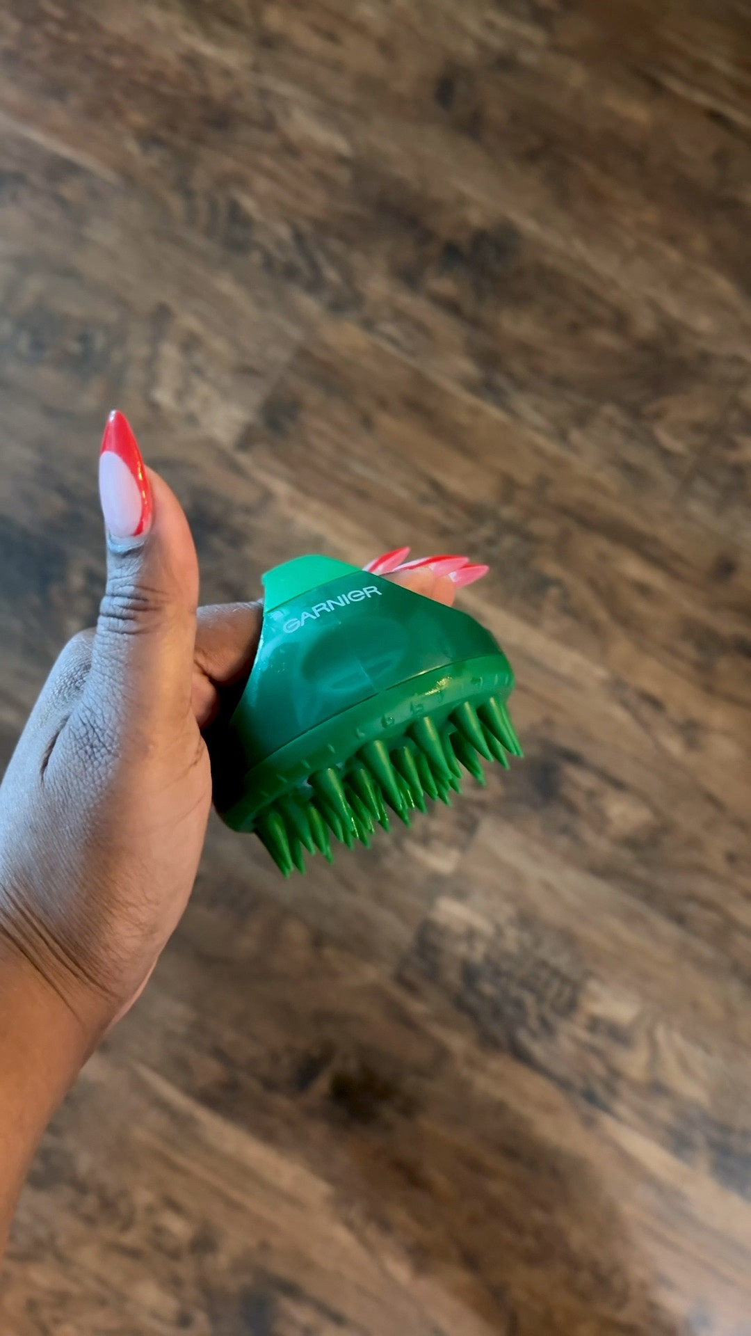 If you aren’t using a shampoo scalp scrubber for your wash days are you really getting your scalp clean and stimulating blood flow? Oh.