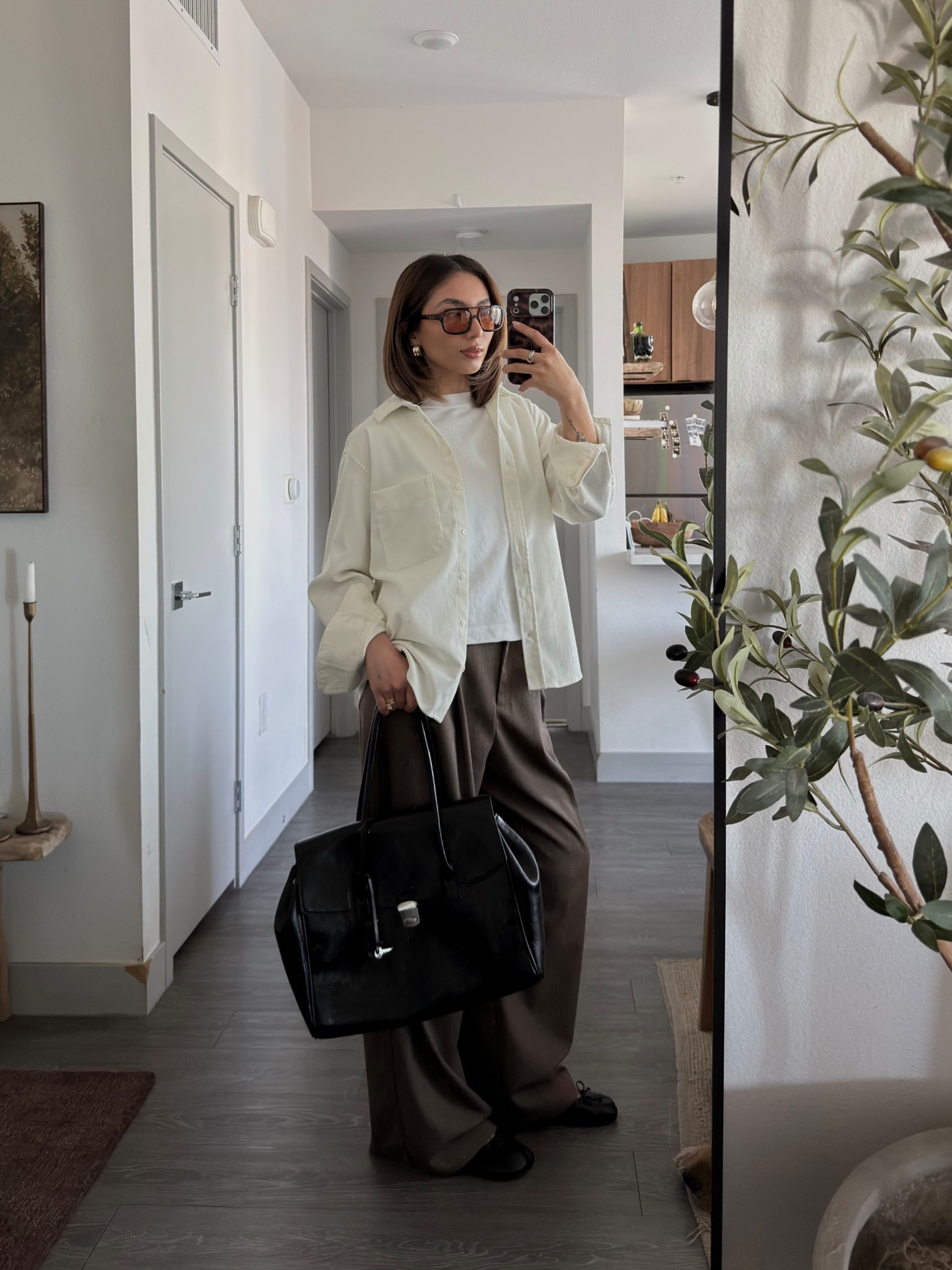 glasses from Vehla
linked similar button up and shoes
og button up is old Zara and og tabis are woodchucksato

#LTKU #LTKootd #LTKWorkwear