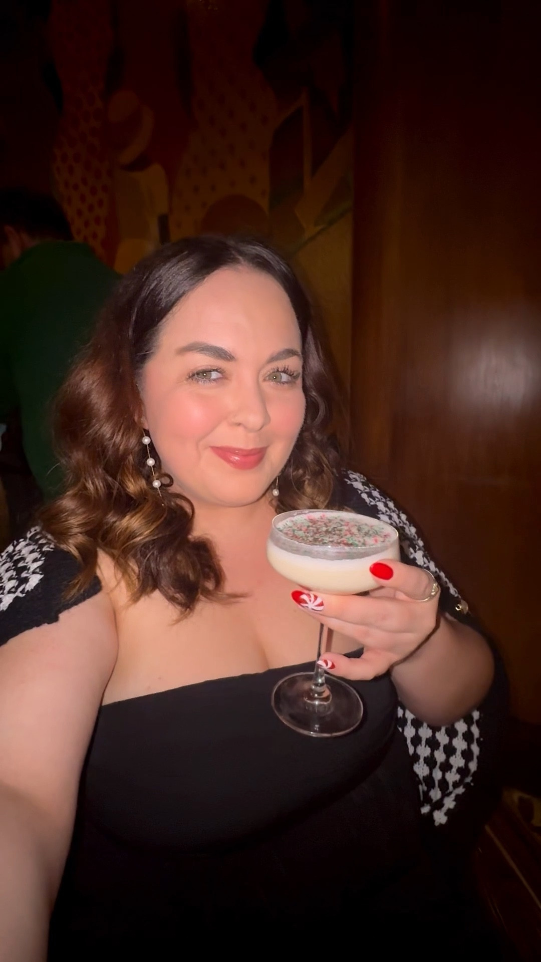 This is your sign to get all dolled up and do a fancy cocktail night at The Roosevelt Hotel! 🍸✨



#LTKHoliday #LTKdayinmylife #LTKBeauty