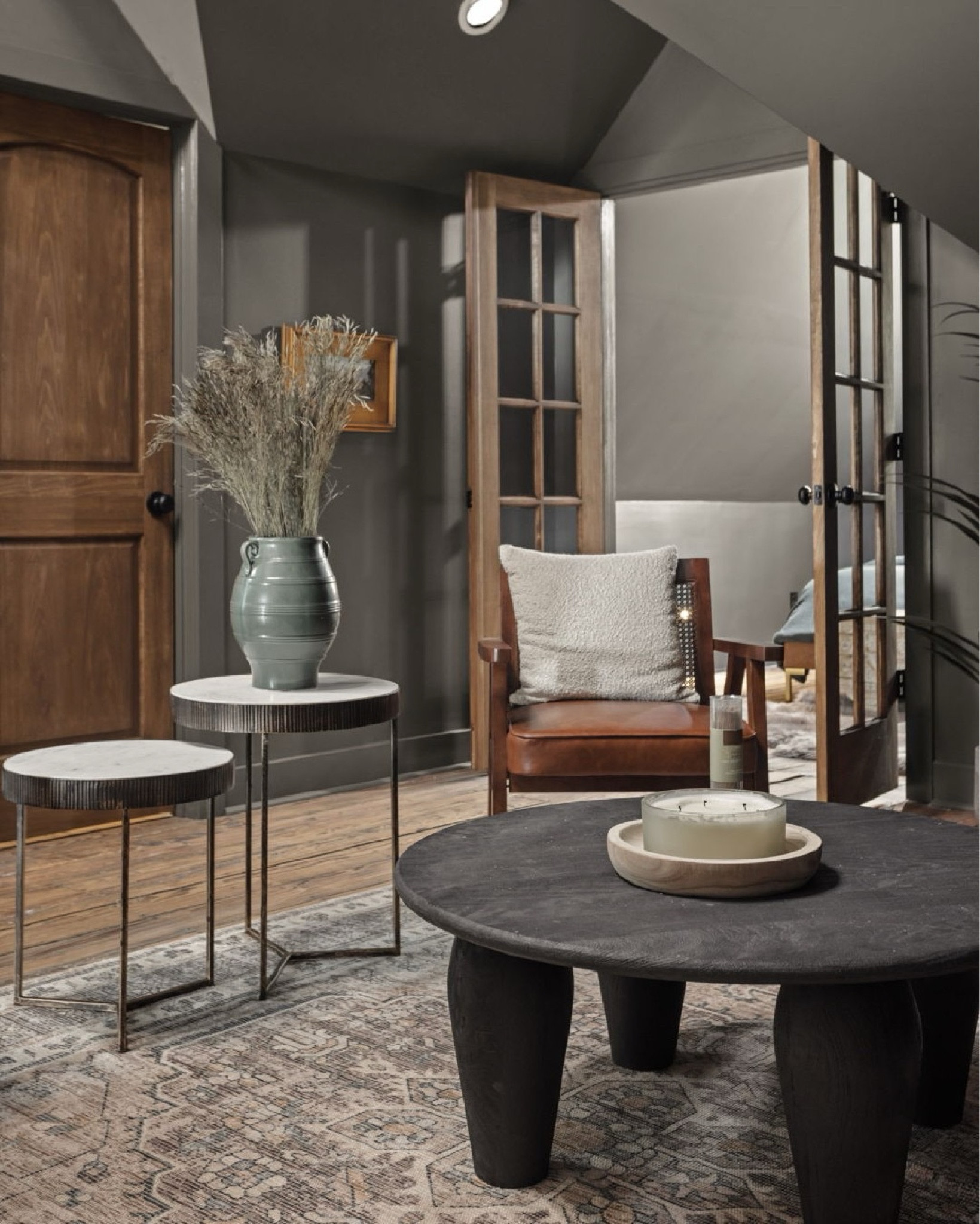 You can’t hate an en suite living space!

#LTKhome