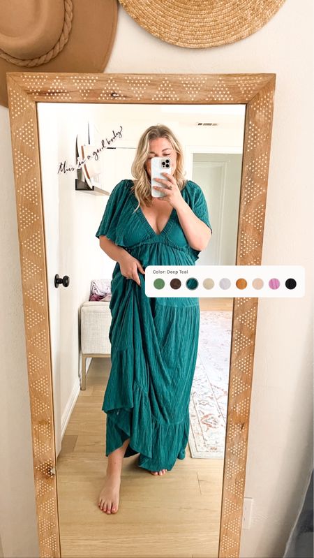 The ULTIMATE dress. So comfy, no bra needed + easy to dress up or dress down! Note: it does run big so size down! I’m in a Medium. 