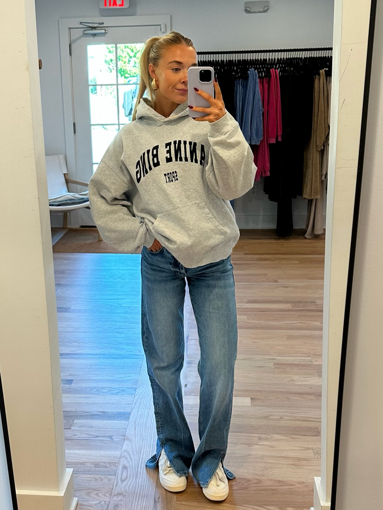 Hoodie szn 

#LTKstyletip #LTKSeasonal #LTKworkwear