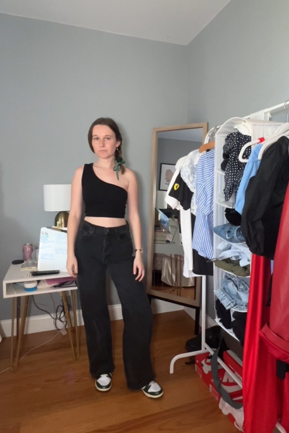 F1 inspired outfits: Valtteri Bottas helmet inspired edition

#LTKShoeCrush #LTKStyleTip #LTKFindsUnder100