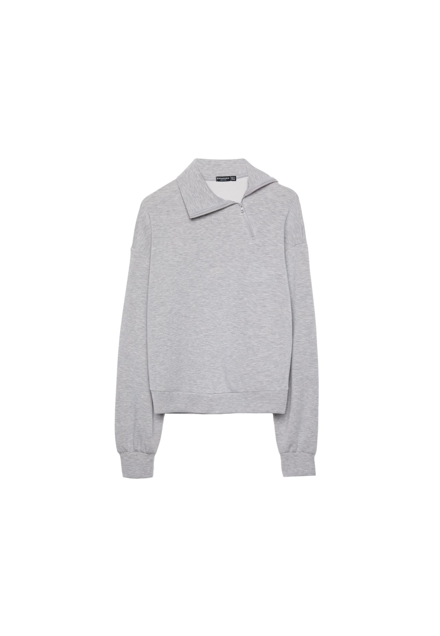 Soft-touch sweatshirt with side zip - Afficher tout femme | Stradivarius France | Stradivarius (FR)
