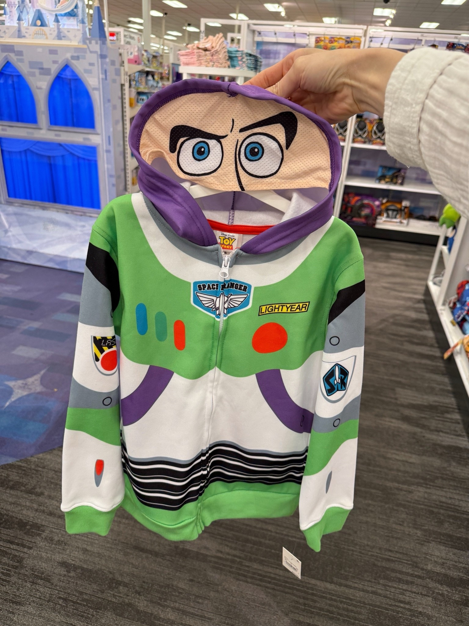 Kid’s Buzz Lightyear zip up

#LTKSeasonal #LTKKids