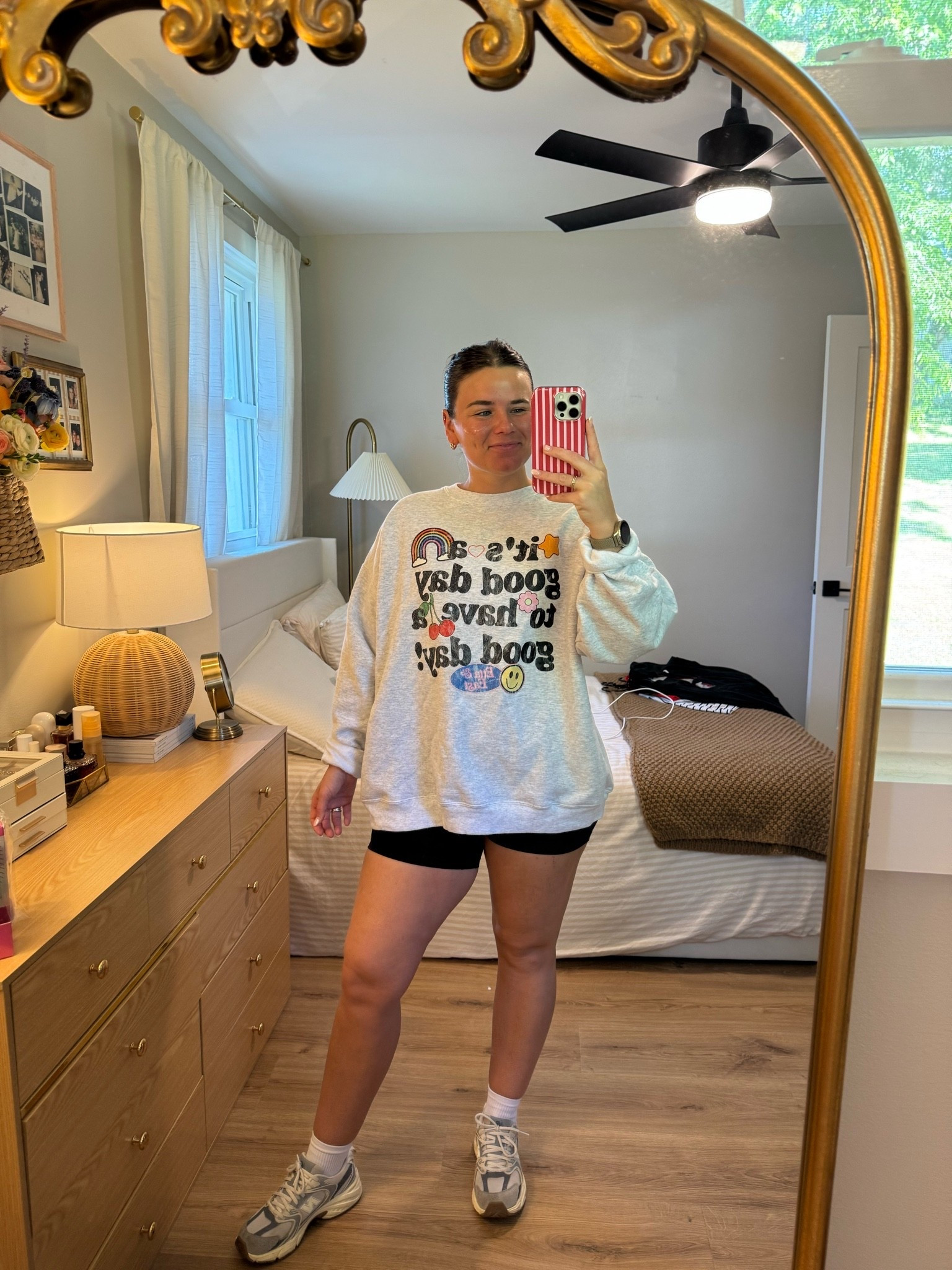 Fav sweatshirt 🌈✨

#LTKootd #LTKdayinmylife