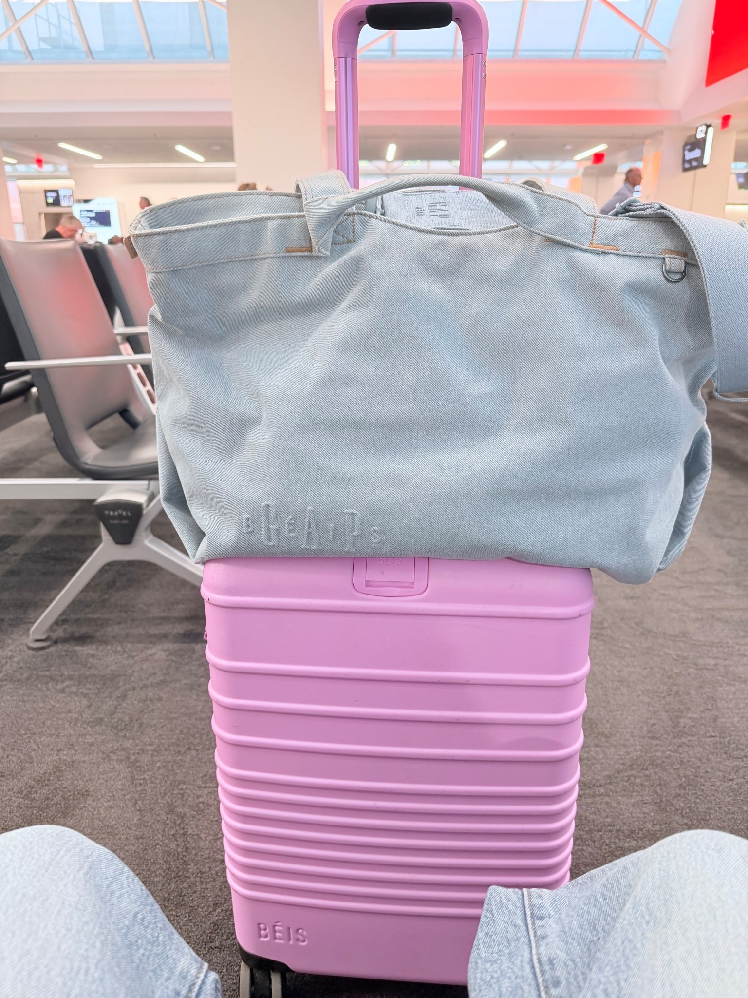 The  best travel set evaaaaa 🫶🏻❤️

#LTKTravel #LTKdayinmylife